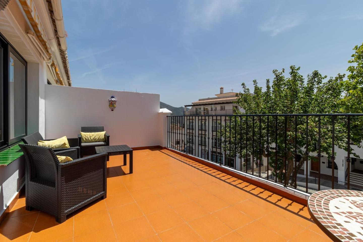 New Renovated With Modern Touch Mijas