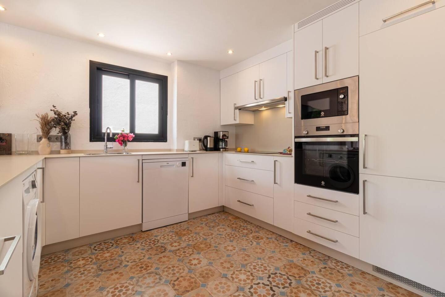 New Renovated With Modern Touch Mijas