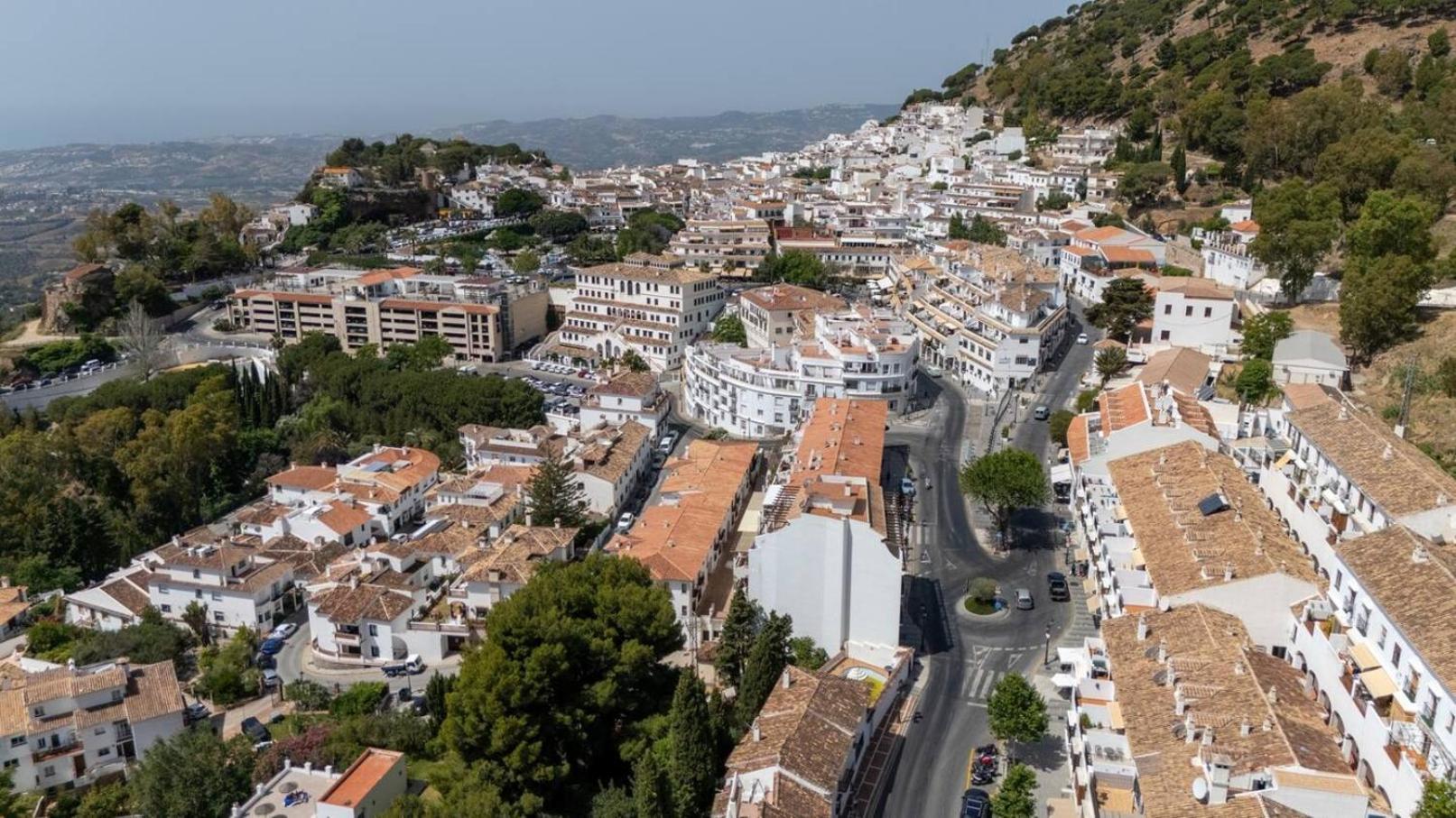 New Renovated With Modern Touch Mijas