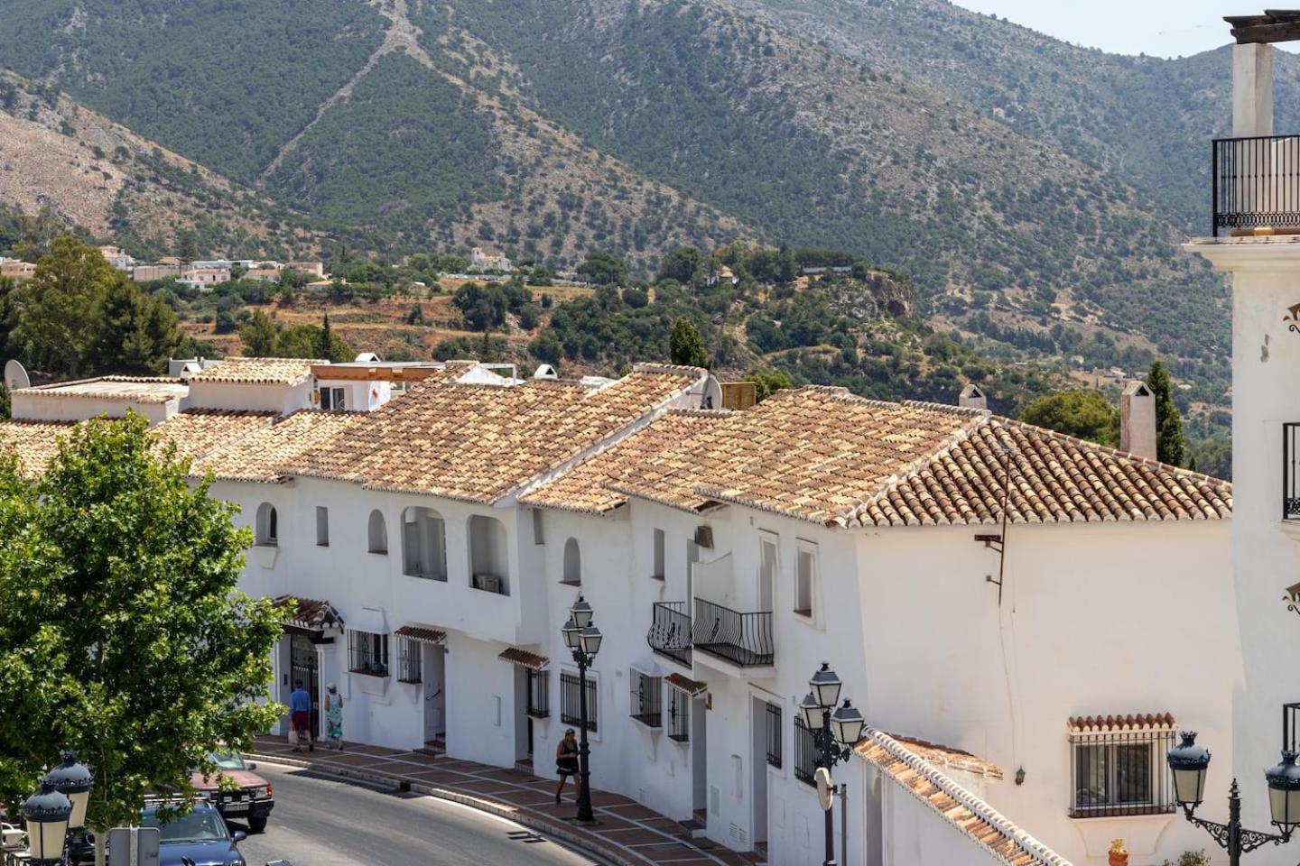 New Renovated With Modern Touch Holiday home Mijas